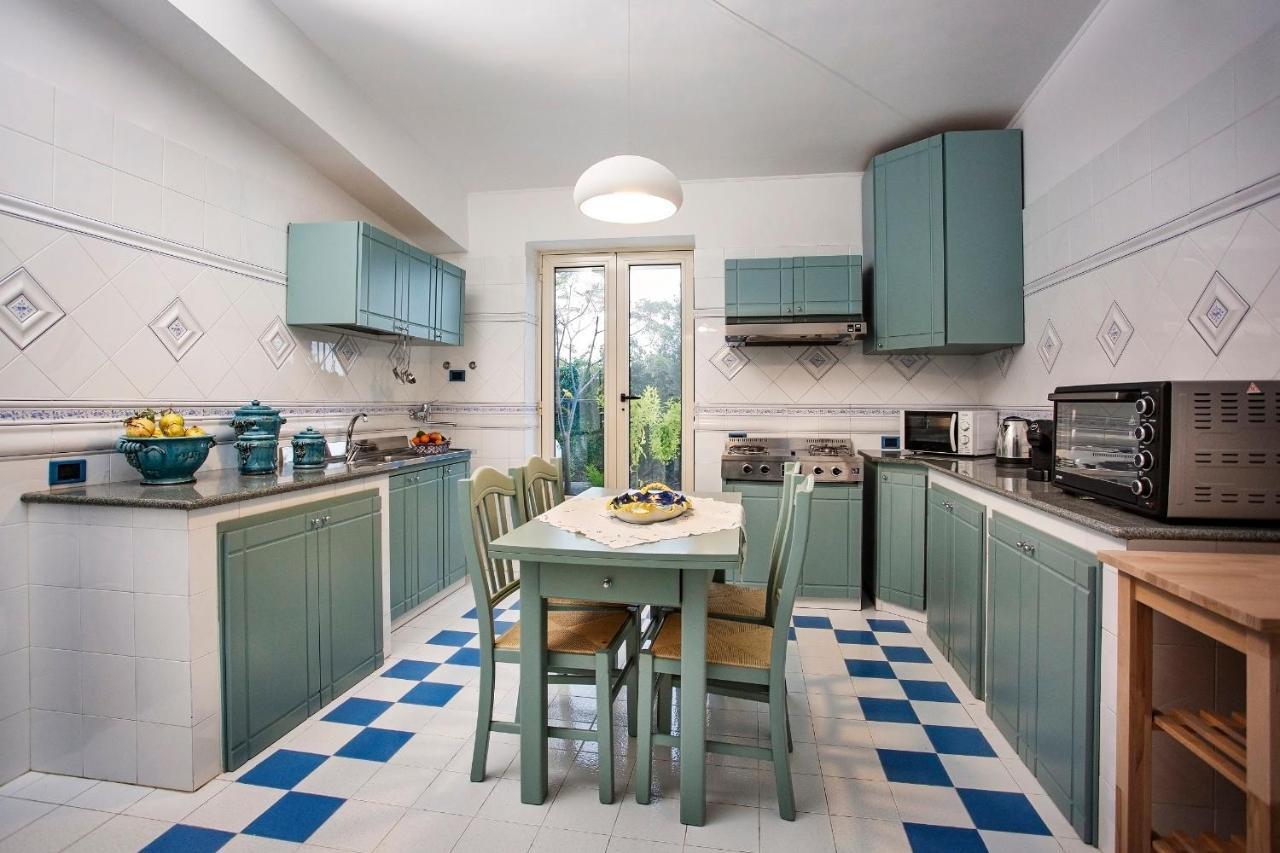 Villa Eva Crispiano Ngoại thất bức ảnh